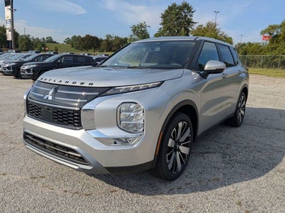2026 Mitsubishi Outlander SE