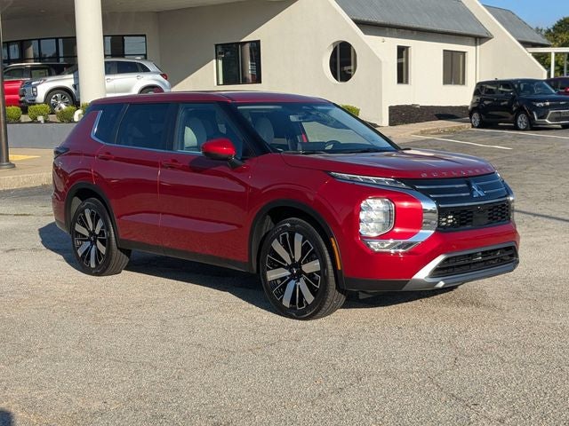 2026 Mitsubishi Outlander SE