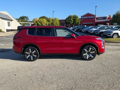 2026 Mitsubishi Outlander SE