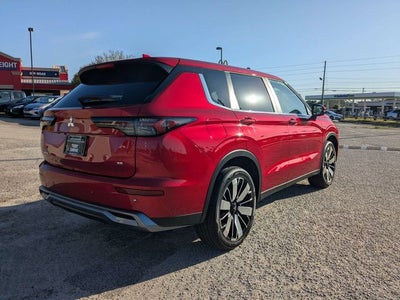 2026 Mitsubishi Outlander SE