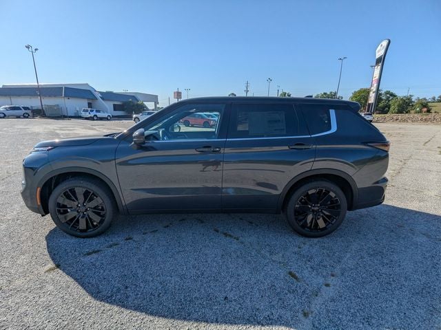 2026 Mitsubishi Outlander LE