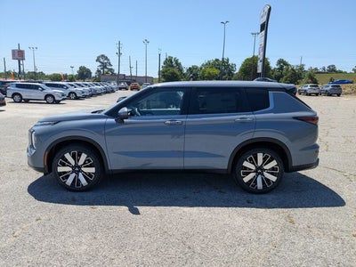 2026 Mitsubishi Outlander SE