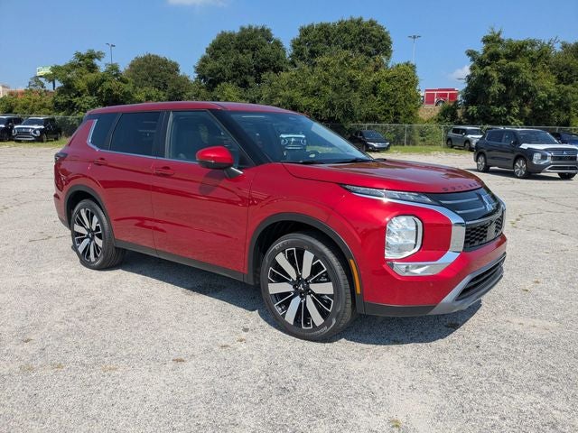 2026 Mitsubishi Outlander SE