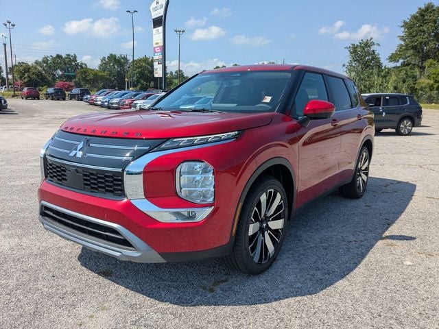 2026 Mitsubishi Outlander SE