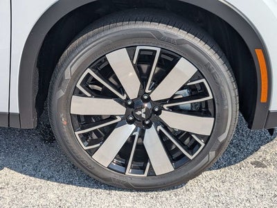 2026 Mitsubishi Outlander SE