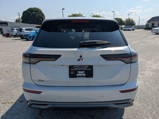 2026 Mitsubishi Outlander SE