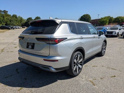 2026 Mitsubishi Outlander SE