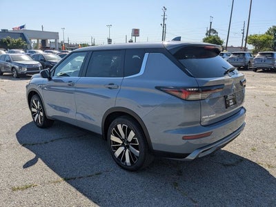 2026 Mitsubishi Outlander SE
