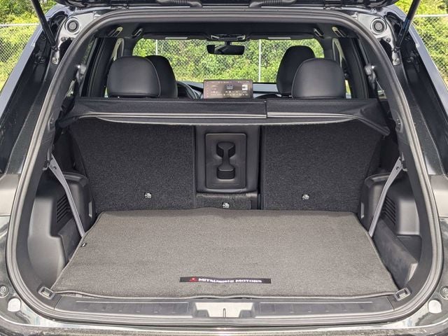 2026 Mitsubishi Outlander LE