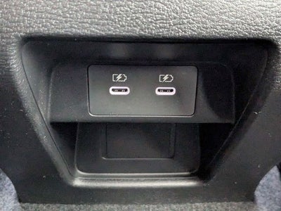 2026 Mitsubishi Outlander LE