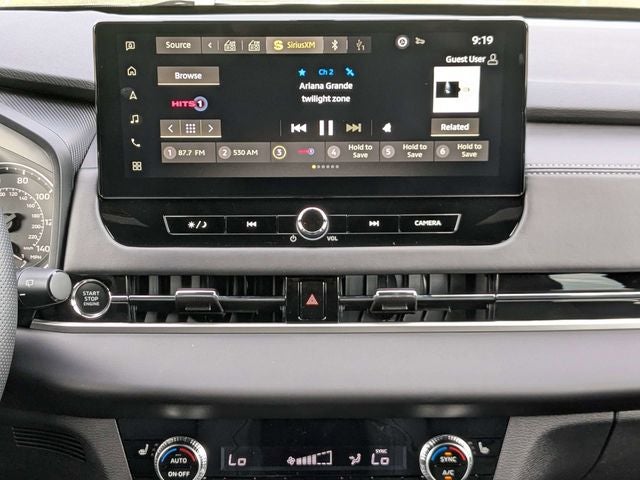 2026 Mitsubishi Outlander LE