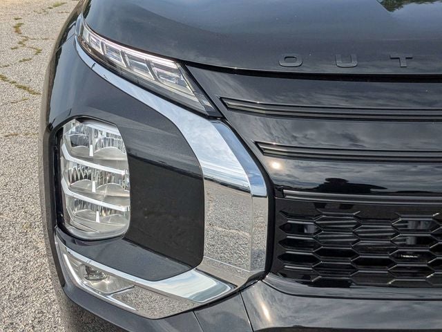 2026 Mitsubishi Outlander LE