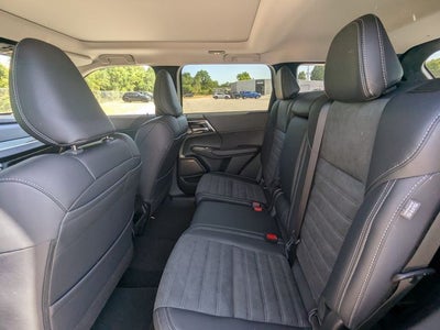 2026 Mitsubishi Outlander SE