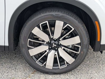 2026 Mitsubishi Outlander SE