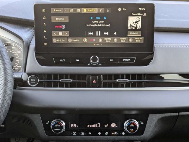 2026 Mitsubishi Outlander LE