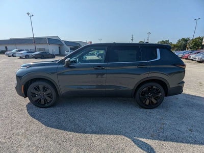 2026 Mitsubishi Outlander LE