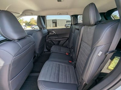 2026 Mitsubishi Outlander SE