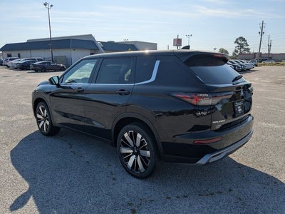 2026 Mitsubishi Outlander SE