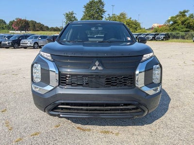 2026 Mitsubishi Outlander LE