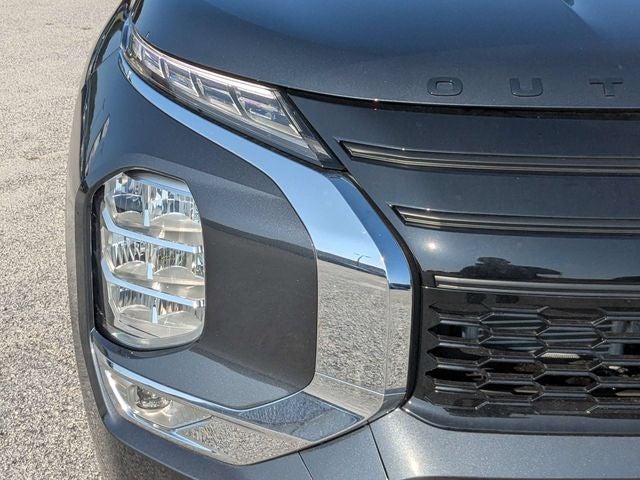 2026 Mitsubishi Outlander LE