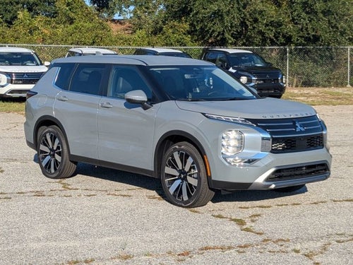 2026 Mitsubishi Outlander SE