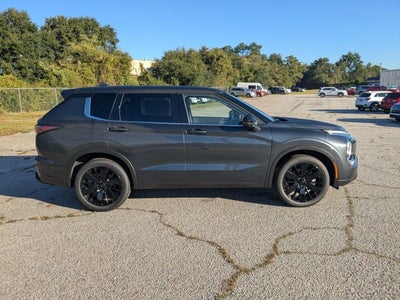 2026 Mitsubishi Outlander LE