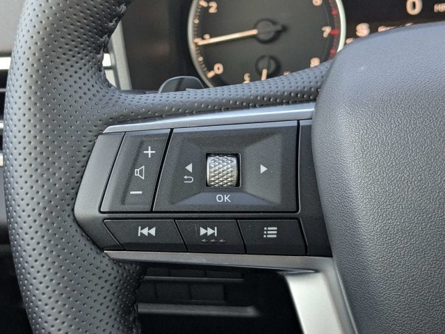 2026 Mitsubishi Outlander LE