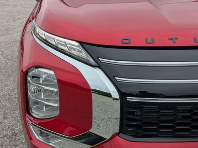 2026 Mitsubishi Outlander SE