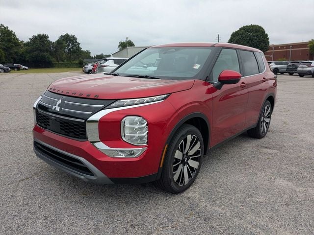 2026 Mitsubishi Outlander SE