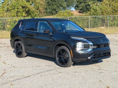 2026 Mitsubishi Outlander LE
