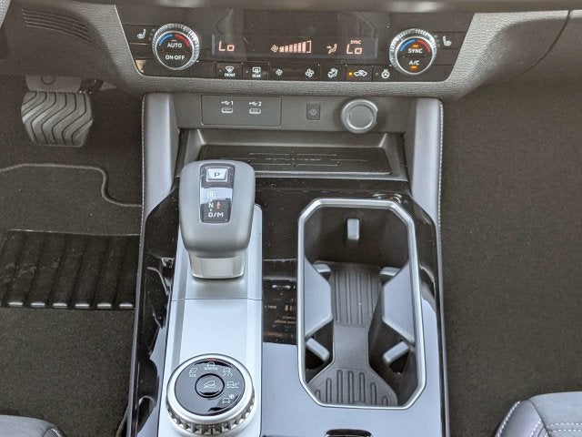 2026 Mitsubishi Outlander LE