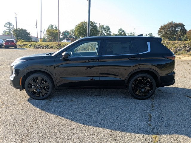 2026 Mitsubishi Outlander LE
