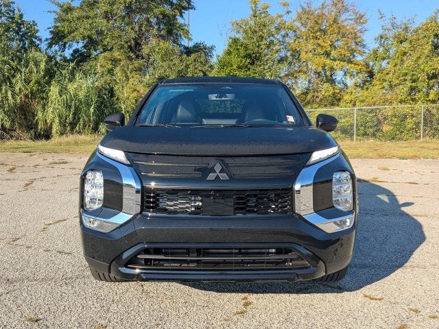 2026 Mitsubishi Outlander LE