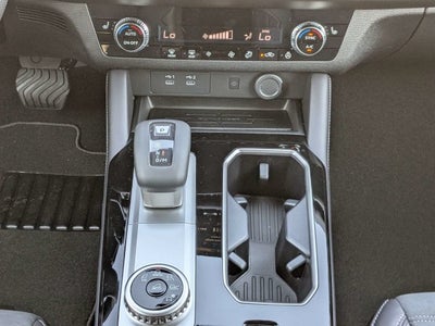 2026 Mitsubishi Outlander LE