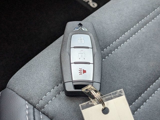 2026 Mitsubishi Outlander LE