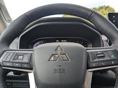 2025 Mitsubishi Outlander SEL