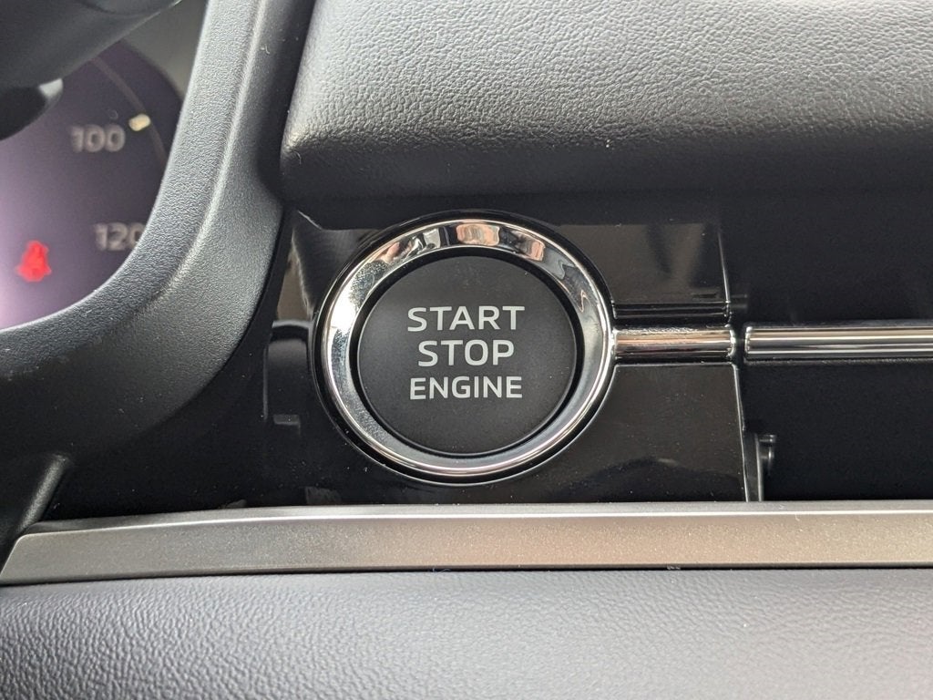 2025 Mitsubishi Outlander SEL