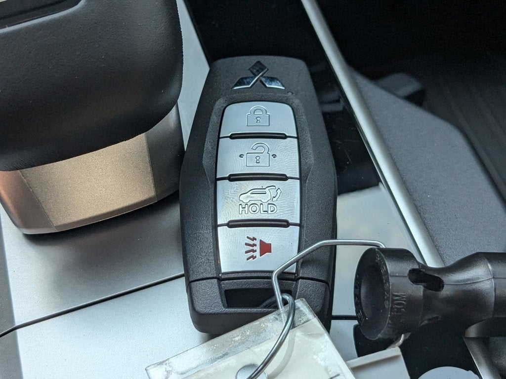 2025 Mitsubishi Outlander SEL