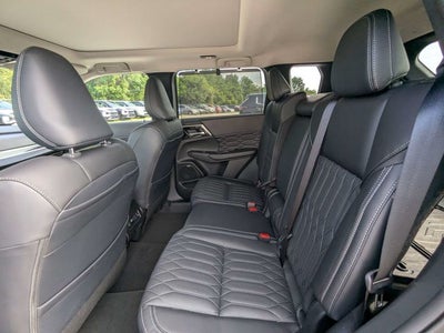 2025 Mitsubishi Outlander SEL
