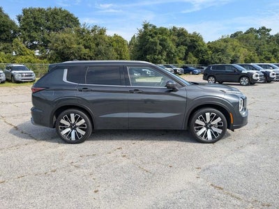 2025 Mitsubishi Outlander SEL