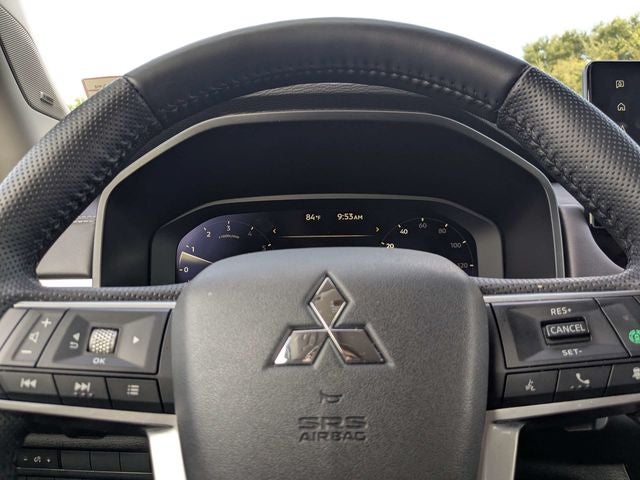 2025 Mitsubishi Outlander SEL