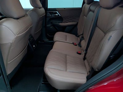 2025 Mitsubishi Outlander SEL