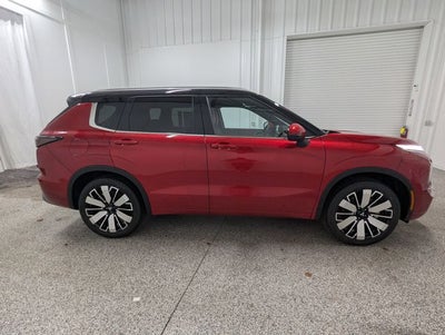 2025 Mitsubishi Outlander SEL