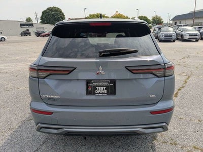 2025 Mitsubishi Outlander SEL