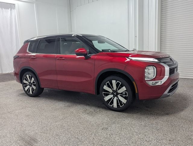 2025 Mitsubishi Outlander SEL