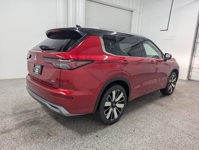 2025 Mitsubishi Outlander SEL