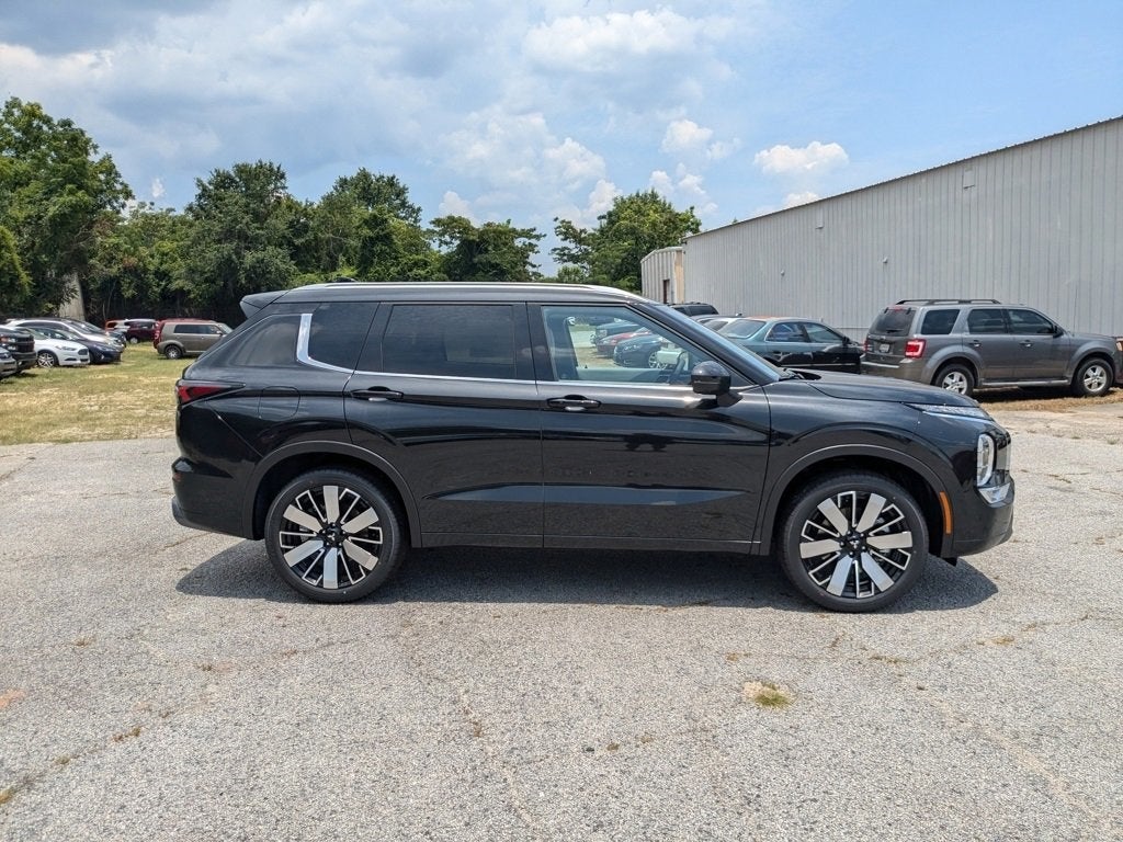 2025 Mitsubishi Outlander SEL