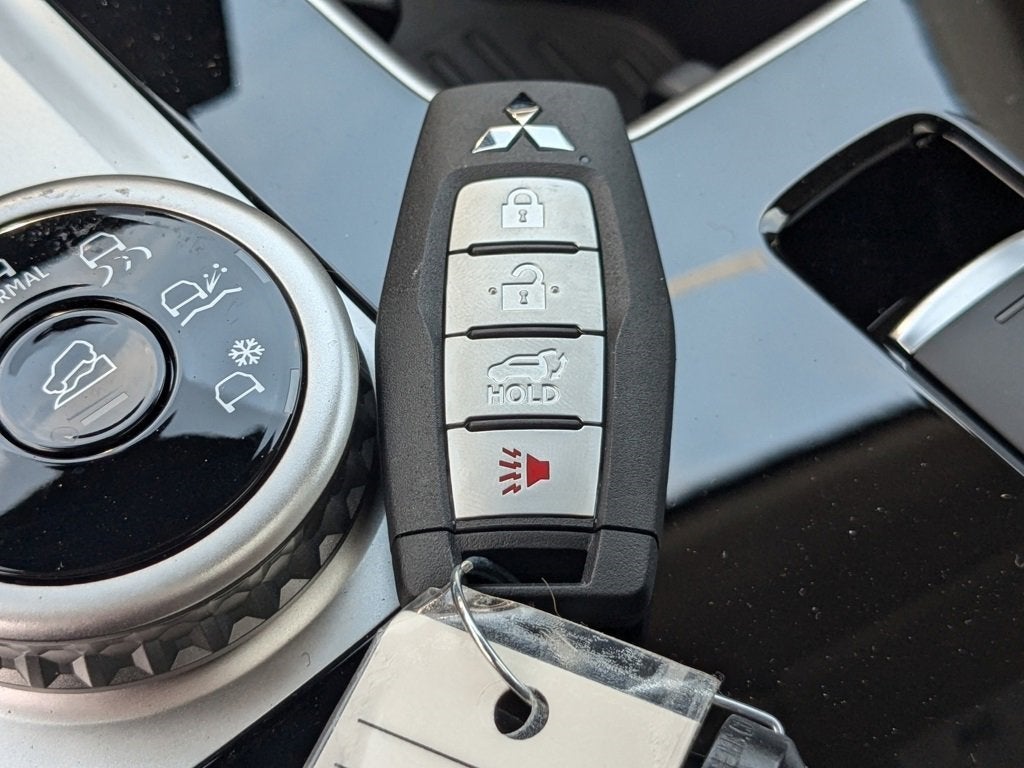 2025 Mitsubishi Outlander SEL