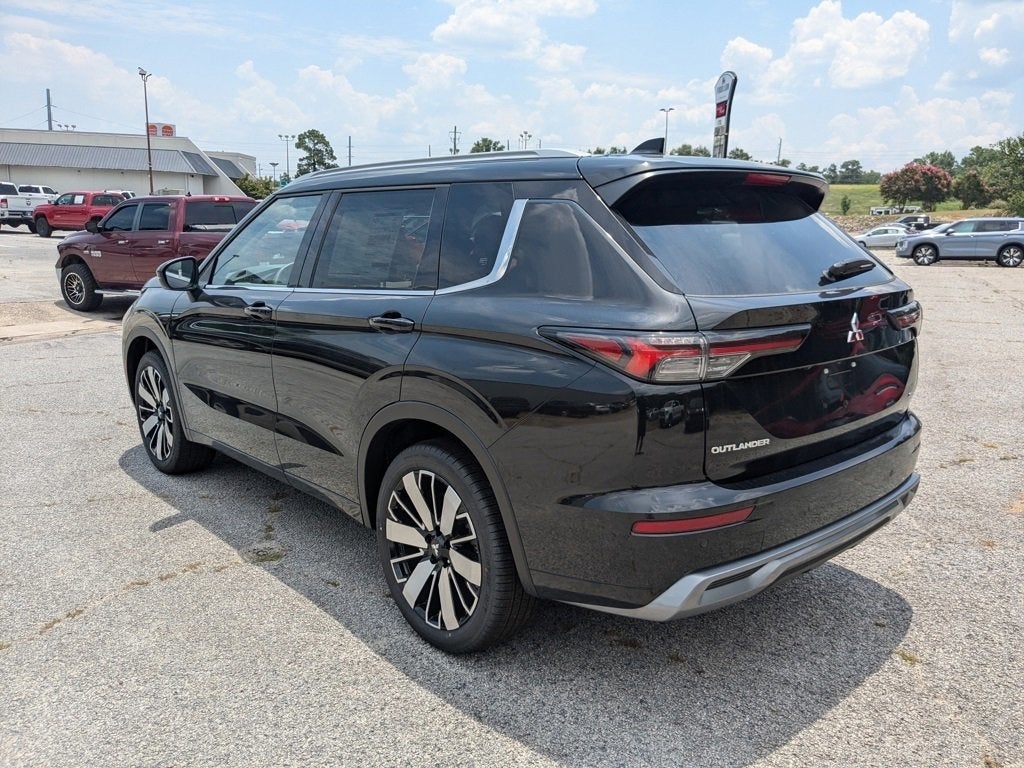 2025 Mitsubishi Outlander SEL