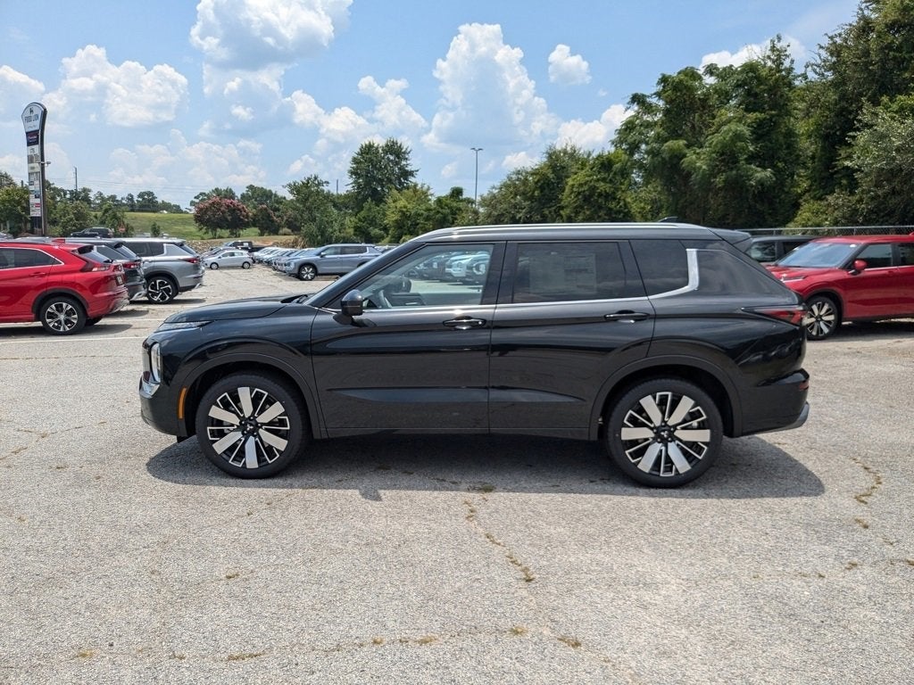 2025 Mitsubishi Outlander SEL